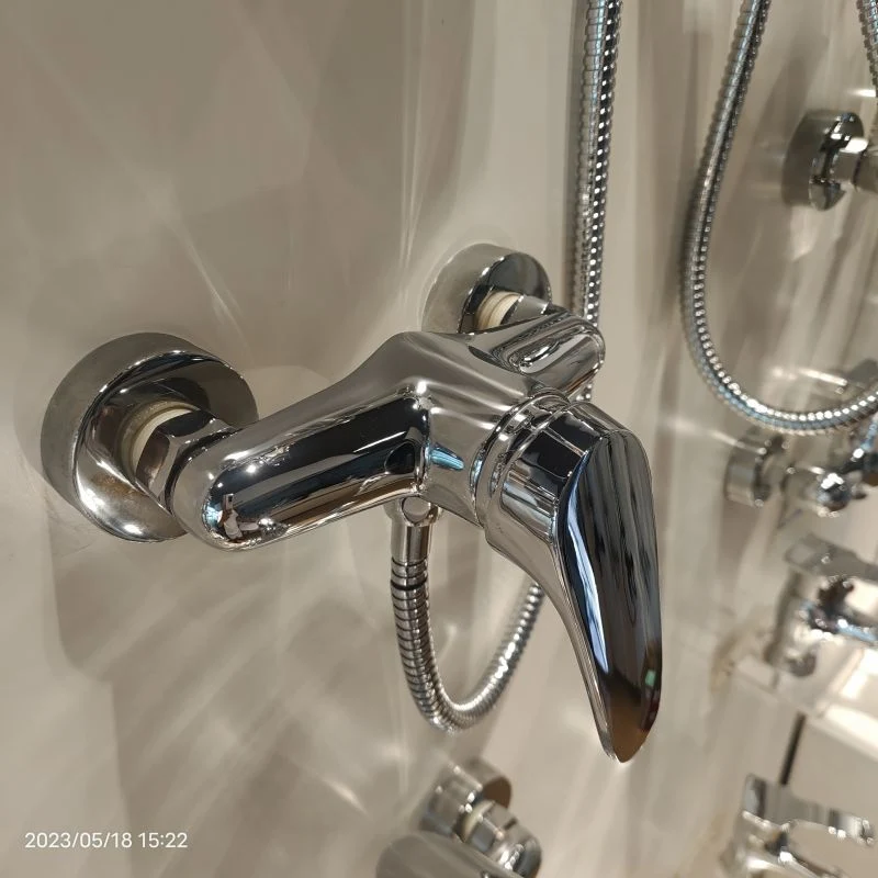 Manufacturer Wholesale Classic Shower Mixer Bathroom Brass Economic Shower Faucet